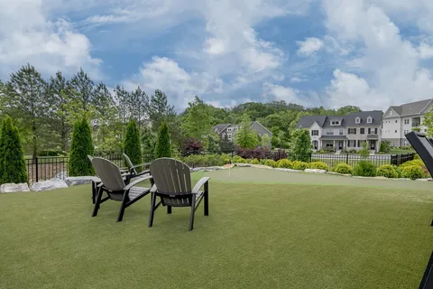 $407,500 | 2000 Shadow Green Drive, Unit H203, Franklin, TN 37064