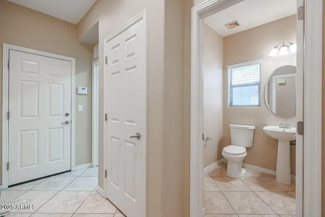 $1,900 | 3676 West Muirfield Court, Anthem, AZ 85086