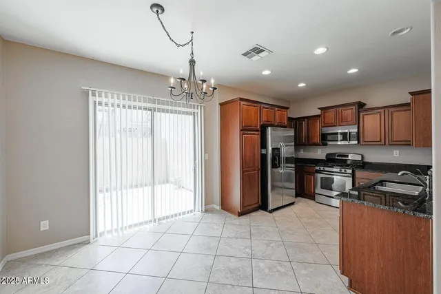 $1,900 | 3676 West Muirfield Court, Anthem, AZ 85086