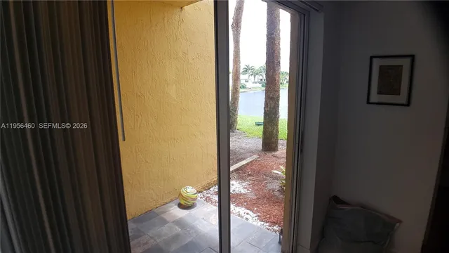 $1,800 | 7640 Westwood Drive, Unit 403, Tamarac, FL 33321