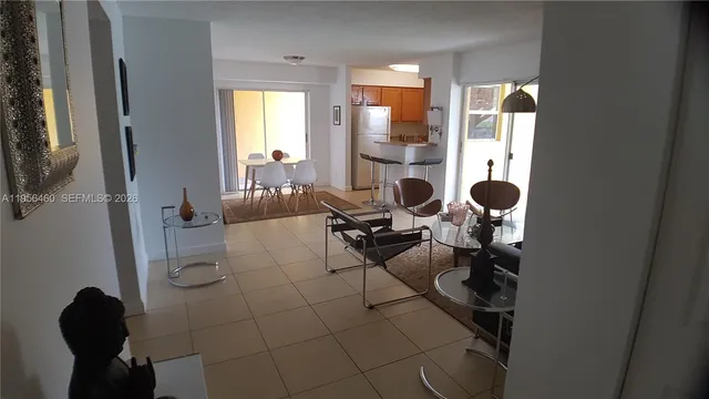 $1,800 | 7640 Westwood Drive, Unit 403, Tamarac, FL 33321