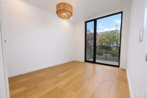 $860,000 | 548 Lafayette Avenue, Unit 1A | Bedford-Stuyvesant