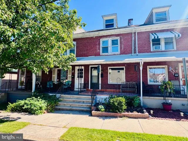 $251,900 | 305 Tulpehocken Avenue, West Reading, PA 19611