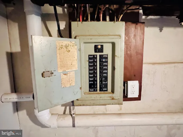 $251,900 | 305 Tulpehocken Avenue, West Reading, PA 19611