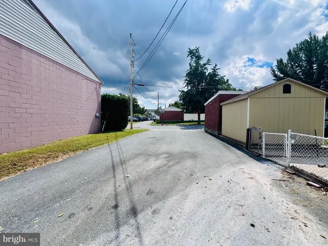 $251,900 | 305 Tulpehocken Avenue, West Reading, PA 19611