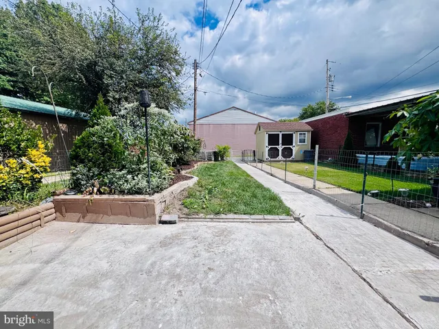 $251,900 | 305 Tulpehocken Avenue, West Reading, PA 19611