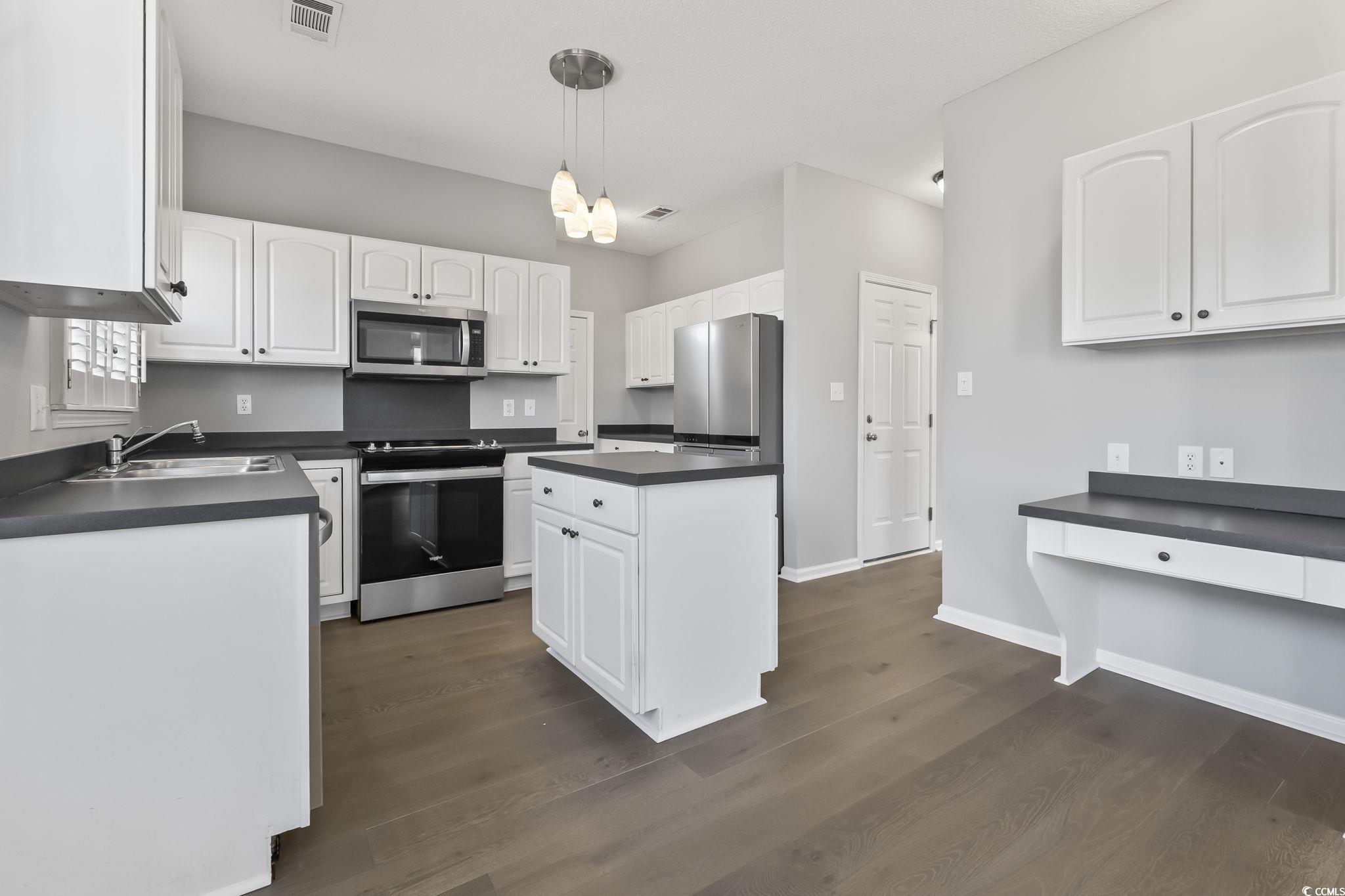 475 Blackberry Lane Myrtle Beach, SC 29579 - Photo 2 of 39