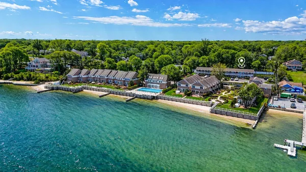 $12,250 | 62 Canoe Place Road, Unit 625/626, Hampton Bays, NY 11946
