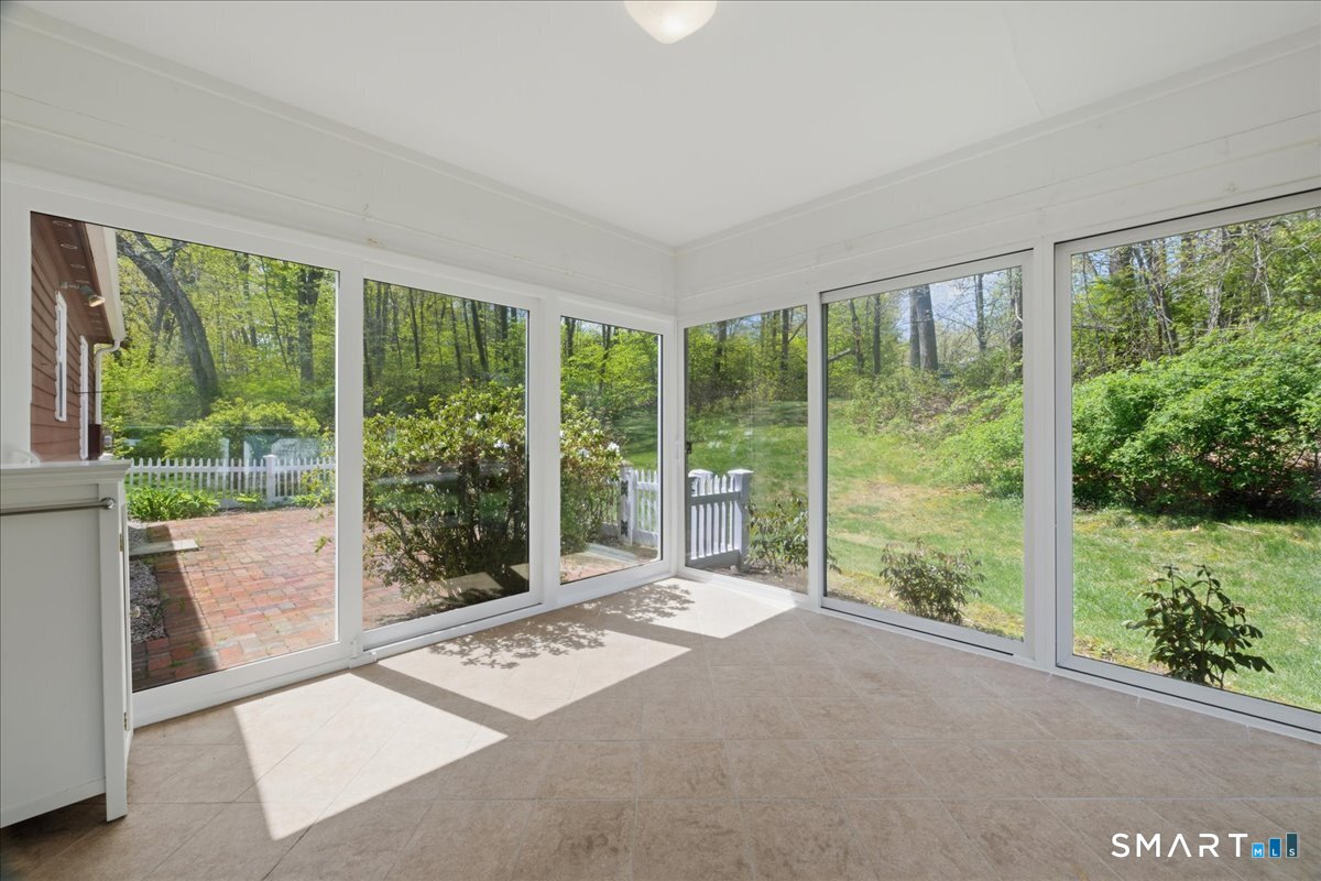 15 Hampshire Road, Unit 15 Madison, CT 06443 - Photo 29 of 35 Fabulous private sun room
