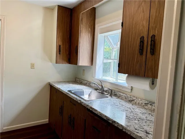 $209,900 | 1437 East 25th Avenue, Kansas City, MO 64116