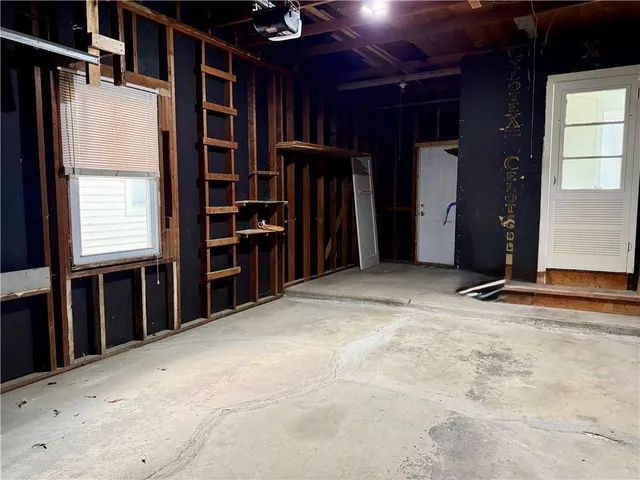 $209,900 | 1437 East 25th Avenue, Kansas City, MO 64116