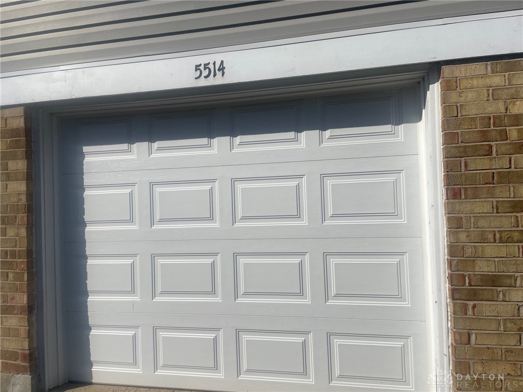 5514 Nantucket Road Dayton, OH 45426 - Photo 1 of 3 Attached Garage