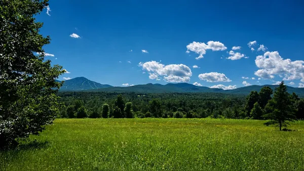 $200,000 | 237 Loop Road, Jay, VT 05859