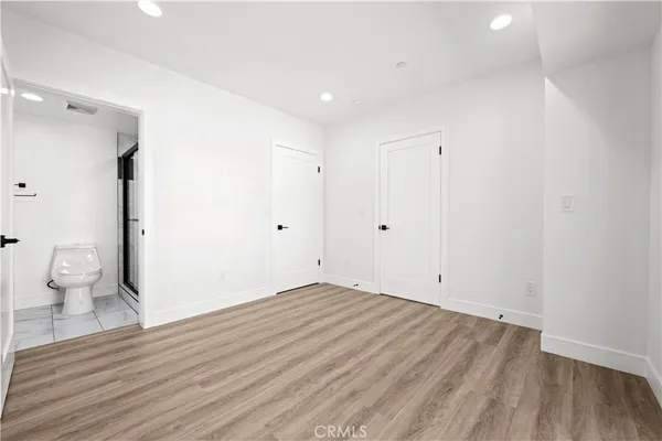 $4,275 | 6704 Kester Avenue, Van Nuys, CA 91405