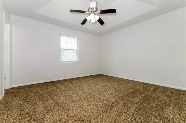 $2,305 | 2145 Northeast Concord Street, Lee's Summit, MO 64086