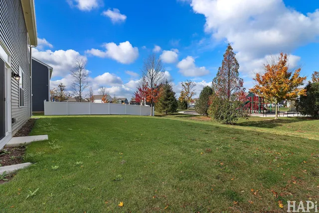 $2,900 | 2029 Magnolia Lane, Wonder Lake, IL 60097