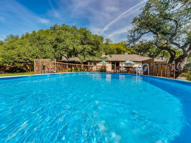 $650,000 | 16019 Arbor Trail, Buda, TX 78610