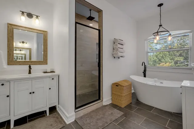 $595,000 | 3095 Shamrock Street North, Tallahassee, FL 32309