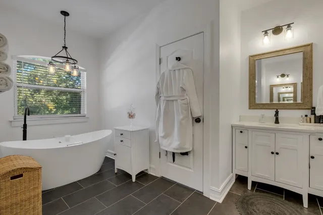 $595,000 | 3095 Shamrock Street North, Tallahassee, FL 32309