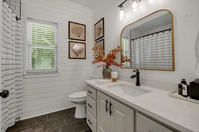 $595,000 | 3095 Shamrock Street North, Tallahassee, FL 32309