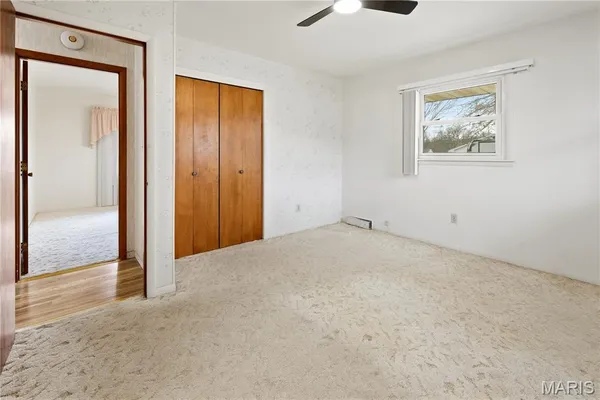 $163,100 | 19 Westwood Drive, Hillsboro, IL 62049