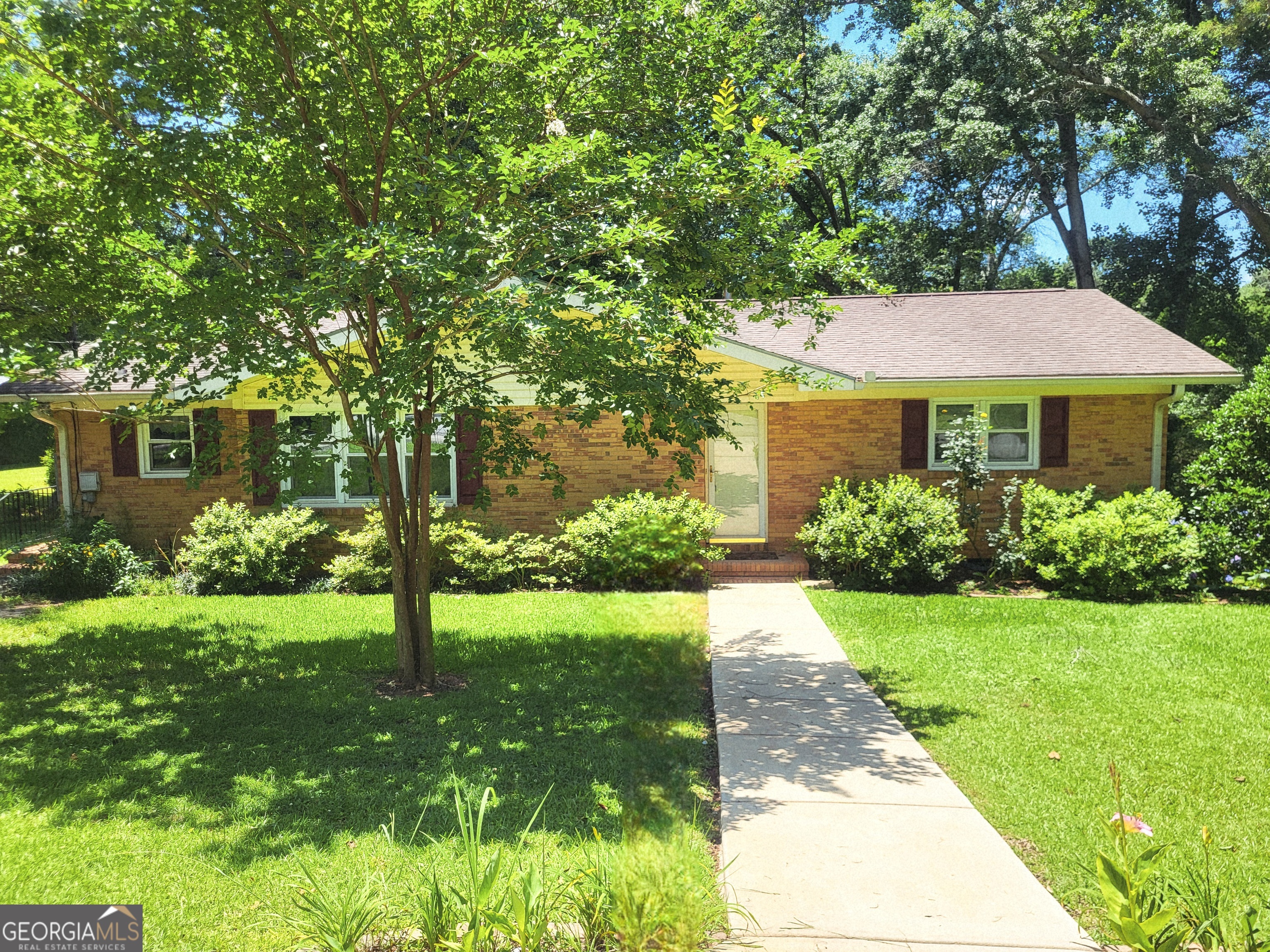 2503 14th Avenue Valley, AL 36854 - Photo 1 of 32