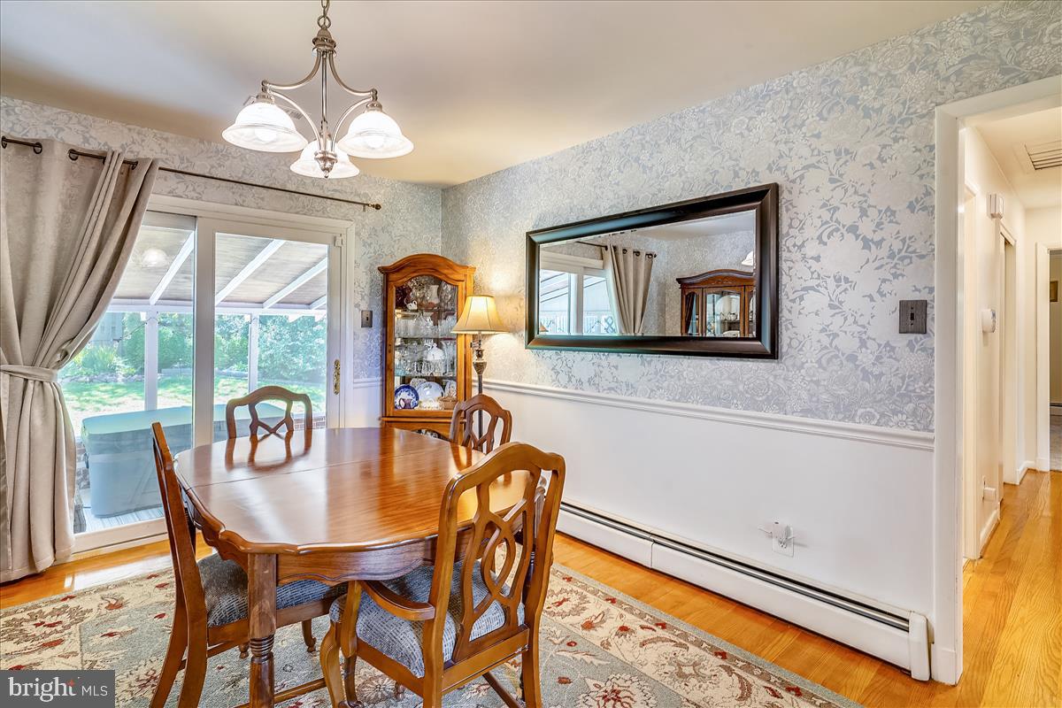 18901 Muncaster Road Derwood, MD 20855 - Photo 25 of 58 Really great space