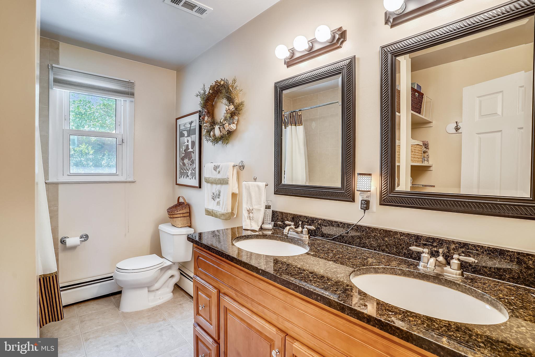 18901 Muncaster Road Derwood, MD 20855 - Photo 36 of 58 Hall bathroom
