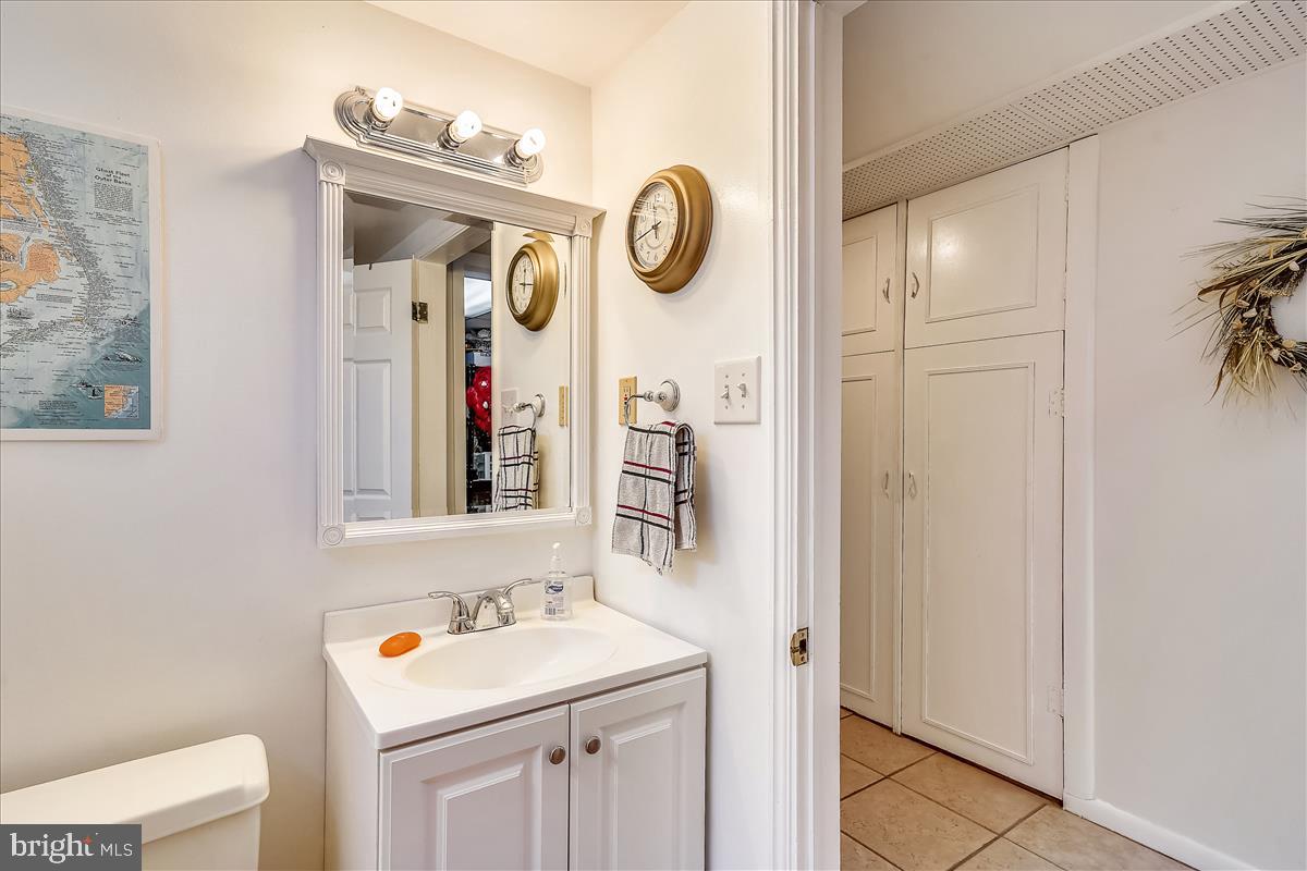 18901 Muncaster Road Derwood, MD 20855 - Photo 44 of 58 Full Bath