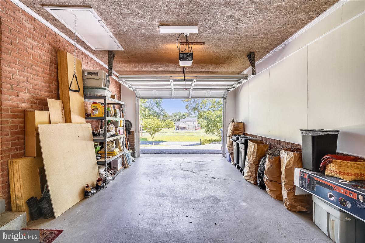 18901 Muncaster Road Derwood, MD 20855 - Photo 50 of 58 One Car Garage