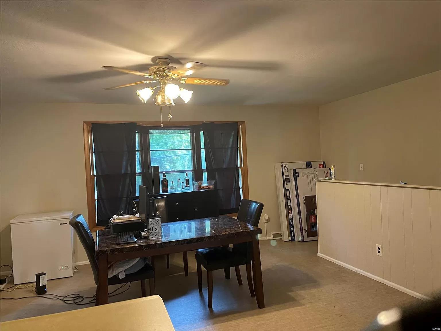 238 Estridge Road St. Louis, MO 63137 - Photo 4 of 8