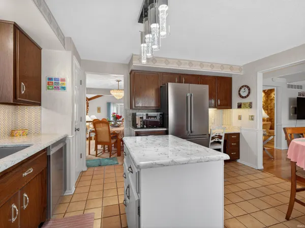 $279,999 | 6811 Shadowbrook Cove, Fort Wayne, IN 46835