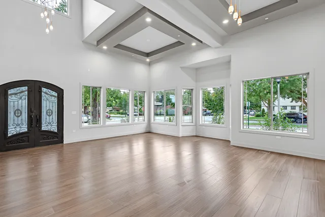 $1,195,000 | 9100 Kenton Avenue, Skokie, IL 60076