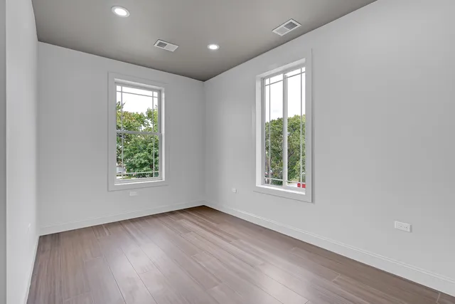 $1,195,000 | 9100 Kenton Avenue, Skokie, IL 60076