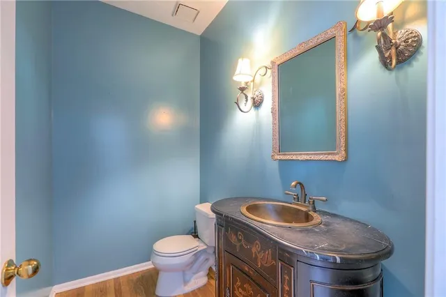 $647,000 | 5708 West 129th Street, Overland Park, KS 66209