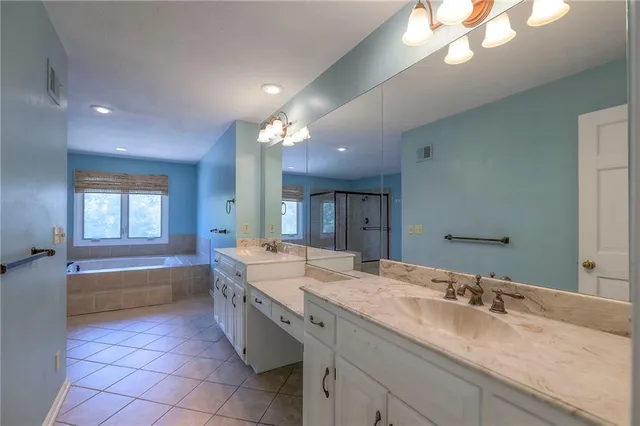 $647,000 | 5708 West 129th Street, Overland Park, KS 66209