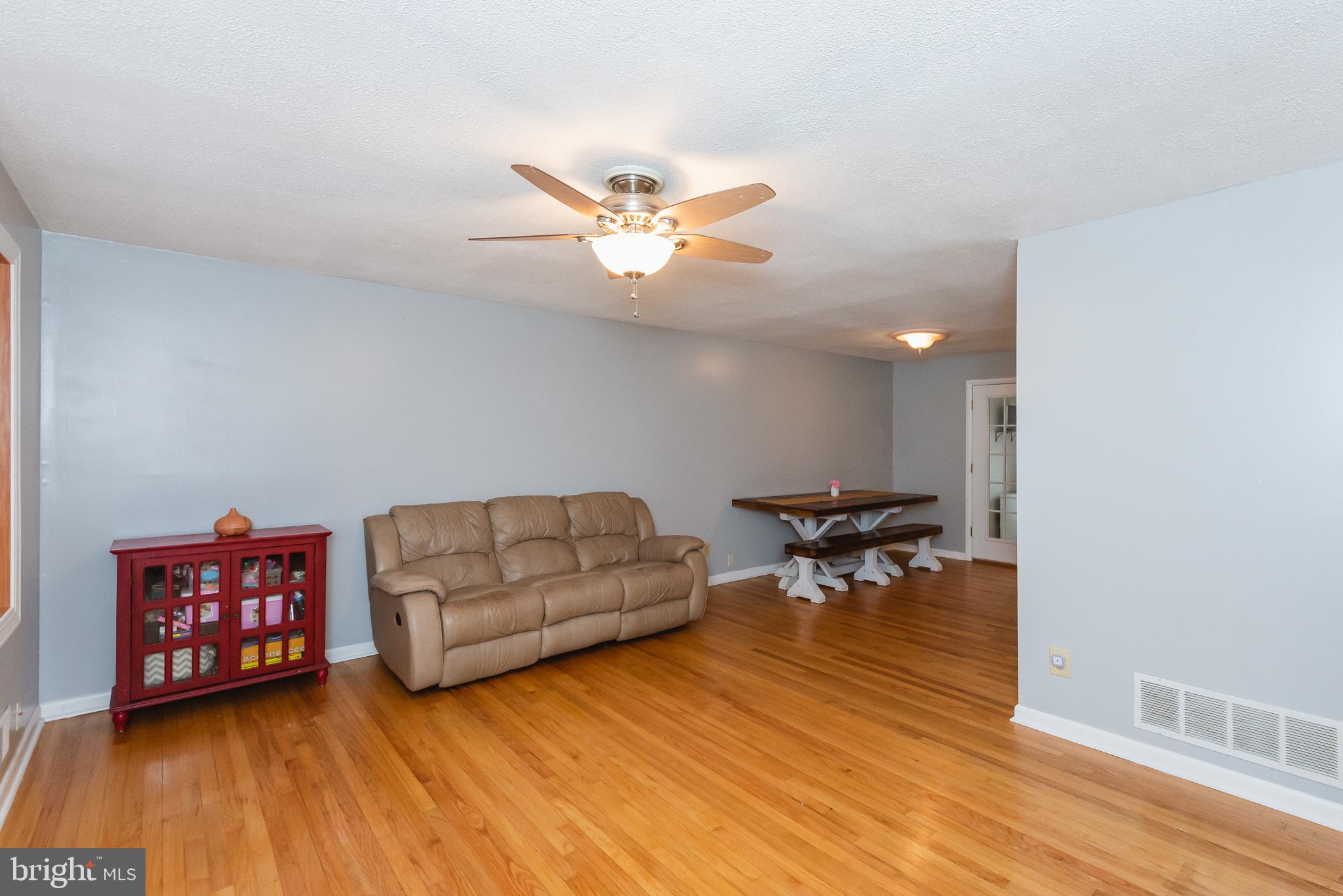 4217 Mispillion Road Baltimore, MD 21236 - Photo 10 of 46