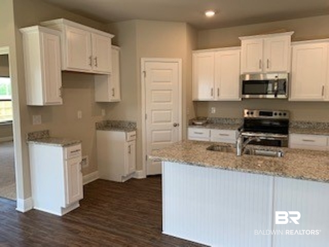 19337 Kudu Avenue, Unit 34 Foley, AL 36535 - Photo 8 of 19 Kitchen