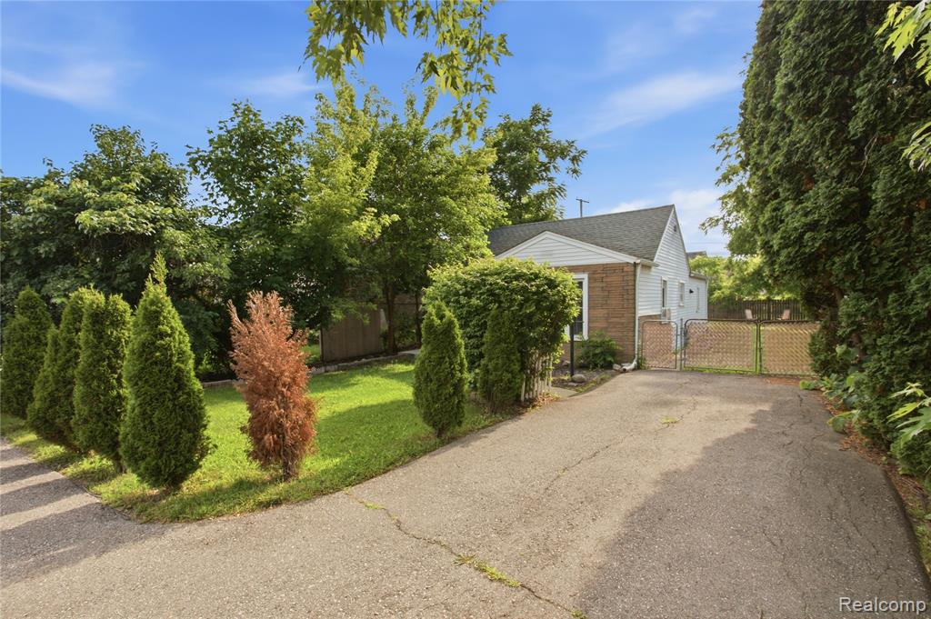 1660 Sheldon Road Canton, MI 48187 - Photo 19 of 37