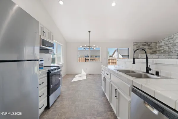 $369,900 | 1115 Herron Lane, Fernley, NV 89408