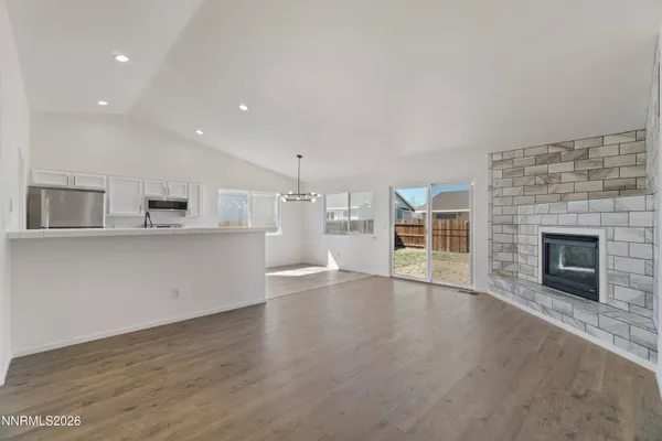 $369,900 | 1115 Herron Lane, Fernley, NV 89408