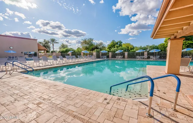 $234,900 | 220 Leisure World, Mesa, AZ 85206