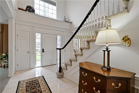 $2,000,000 | 60 Dundee Court, Loch Lloyd, MO 64012