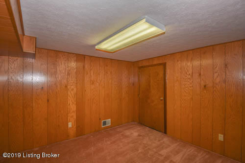 204 Fairmeade Road Louisville, KY 40207 - Photo 41 of 72 DSC_8856