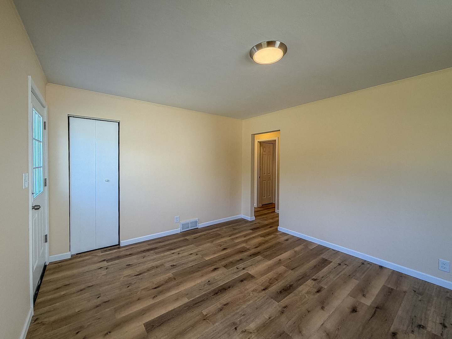 1211 West Springfield Avenue Champaign, IL 61821 - Photo 18 of 43 Gallery Image 18