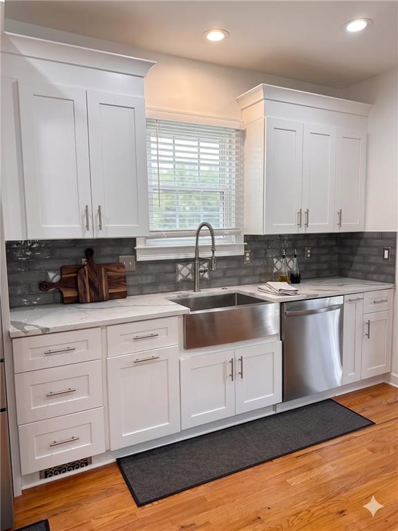 2370 Walnut Grove Way Suwanee, GA 30024 - Photo 3 of 15