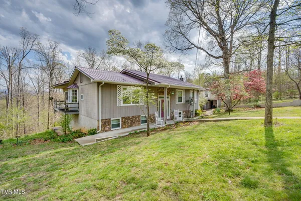 $395,000 | 101 South Hickory Circle, Greeneville, TN 37743