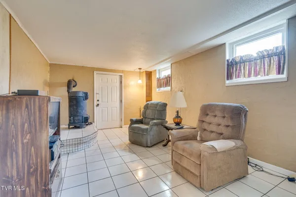 $395,000 | 101 South Hickory Circle, Greeneville, TN 37743