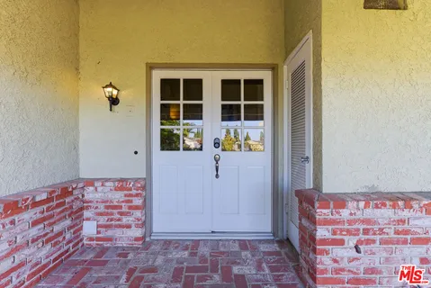$1,030,000 | 18445 Los Alimos Street, Porter Ranch, CA 91326