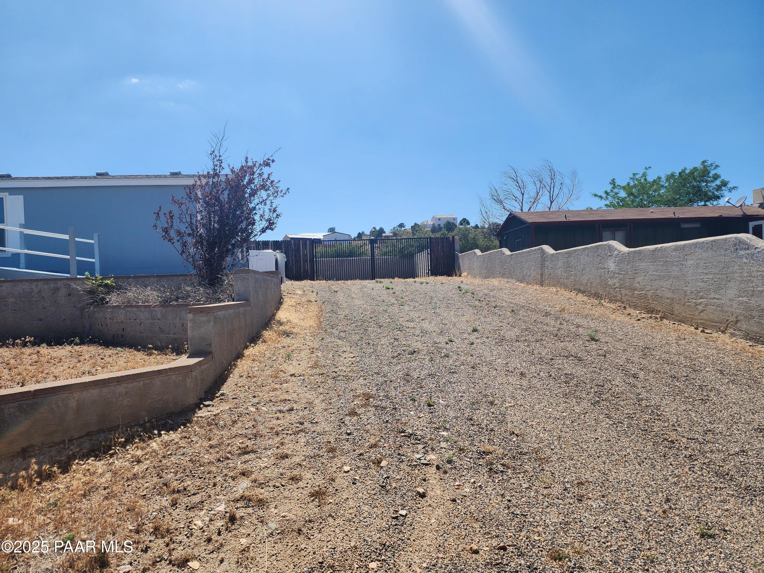 18414 Frontier Road, Unit 2 Peeples Valley, AZ 86332 - Photo 23 of 26 20250706_150135